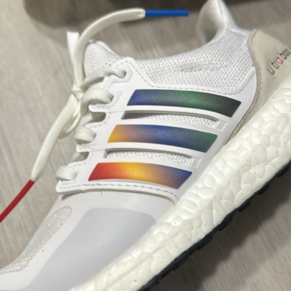 🎉Like New! Worn once Adidas Womens Shoes - Picture 11 of 11